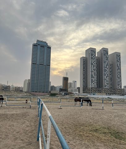 ميدان ركوب الخيل - مربط خيول - مدينة الكويت -