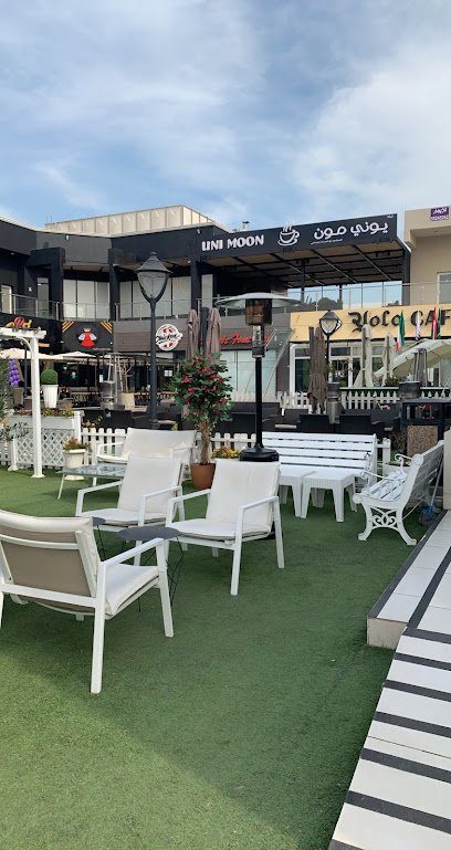 مقهى ليو - Kuwait|Fnaitees|244 Abdulaziz Bin Abdulrahman Al Saud Expy|Divonne Complex