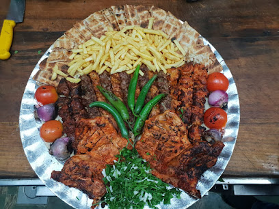 مطعم الزاد - المنقف - +965 2454 8000