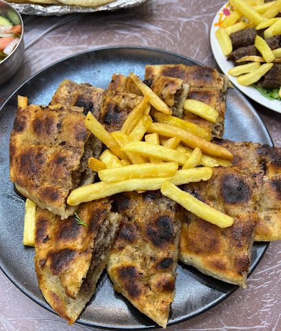 مطعم الشيف العربي للمشويات - السالمية - +965 9008 5856