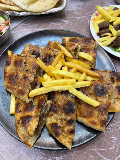 مطعم الشيف العربي للمشويات - Kuwait|Hawally|82JC+F77
