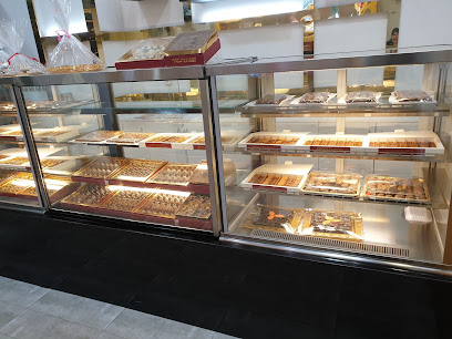 حلويات ومعجنات ليفو - رحاب - +965 554 45590
