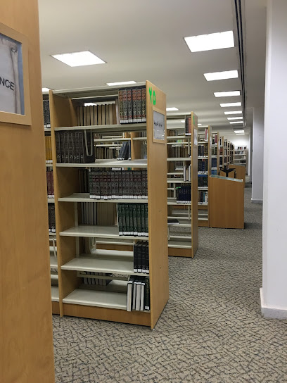 مكتبة عامة - Kuwait|104 Rd
