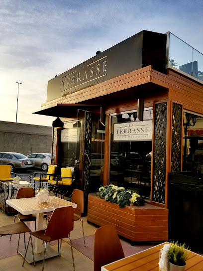 لا تيراس LA TERRASSE - Kuwait|Fnaitees|244 Abdulaziz Bin Abdulrahman Al Saud Expressway|6473+9GM