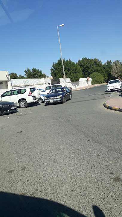 مواقف المدرسة - Kuwait|Al Jahra|8MF3+67X
