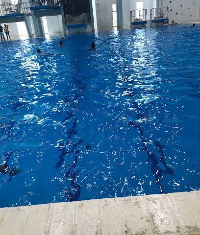 حوض سباحة نادي الساحل الرياضي - مدينة الكويت - +965 2394 0000