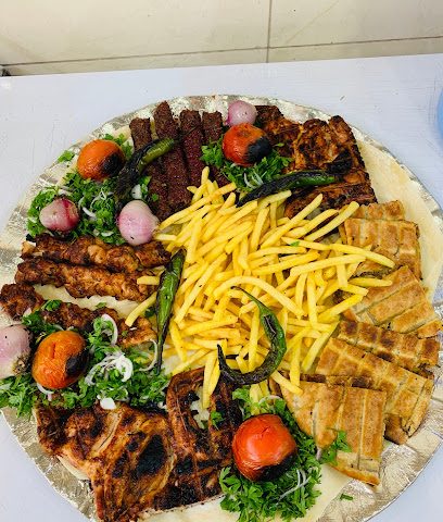مطعم الكرم - السالمية - +965 6666 3032