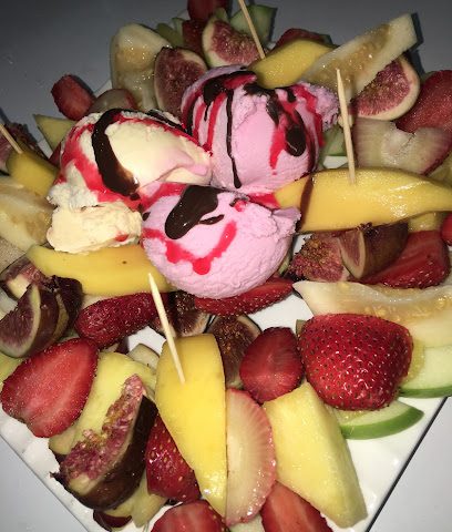 مقهى ثمانية الكرة - مدينة الكويت - +965 9092 2282