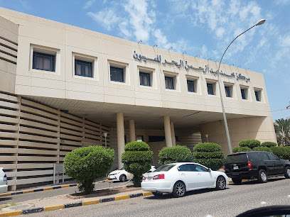 مركز البحر للعيون - شارع مكة - +965 2484 0300