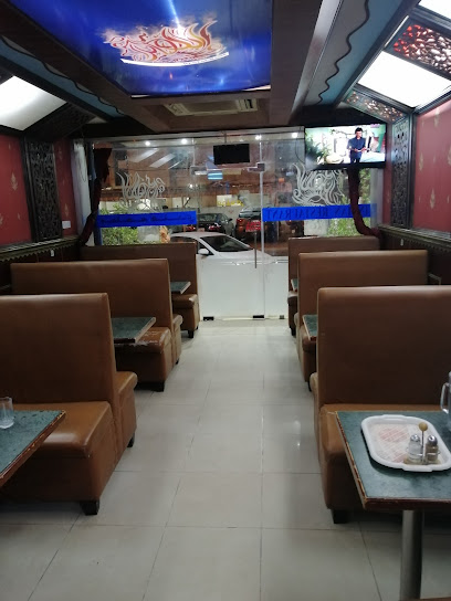 مطعم فلك - Kuwait|Salmiya|21 Al Adsani Street 3 Ln