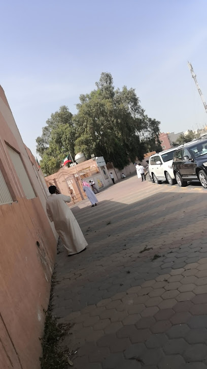 مدرسة الزهراء المتوسطة (بنات) - Kuwait|Sabah Al Salem 44011|5 Rd