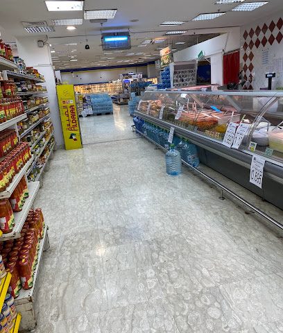 جمعية مبارك الكبير والقرين التعاونية الرئيسية 3 - شارع الدبوس مالك الشيخ سالم علي محل رقم 53-54 ، الفحيحيل بازار الفحيحيل -