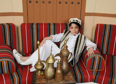 سوبر ستار ستوديو مصور - ق 5 مبنى 89 محل 36 + 37 العقيلة - +965 6901 8268