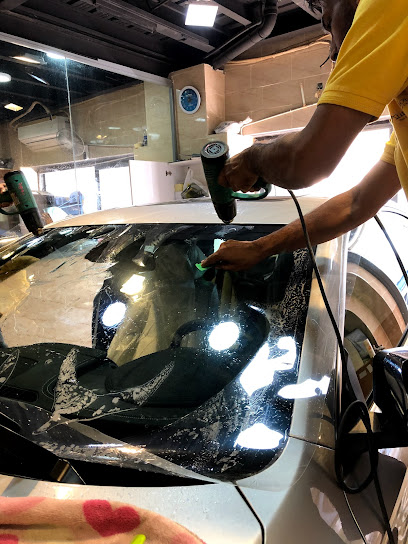 Auto Salon - Kuwait|Shuwaikh Industrial|4