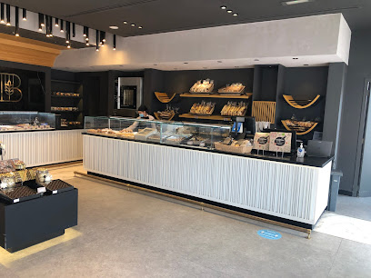Labaguette Bayan - Eqaila - +965 2539 2897