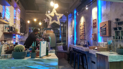 Blue Bar Cafe - Al Jahra -