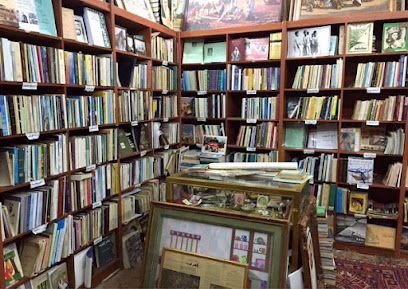المكتبة الكويتية التراثية - Al Jahra -