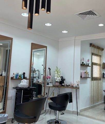 صالون نون معرفي بيوتي ، NOON MARAFIE BEAUTY SALON - Al Jahra - +965 6598 0007
