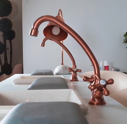 Glamour up salon - Al Jahra -