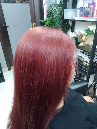 Looks Beauty Salon - Kuwait|Salmiya|Al Mughira Bin Shu'ba St